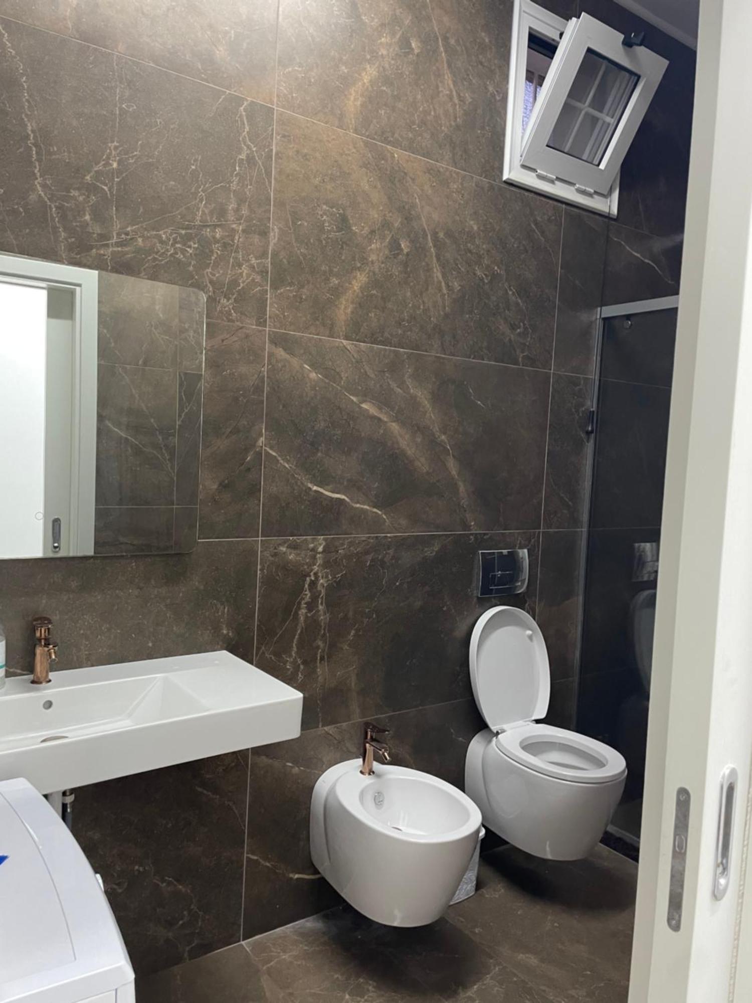 Gold Apartament Влёра Экстерьер фото