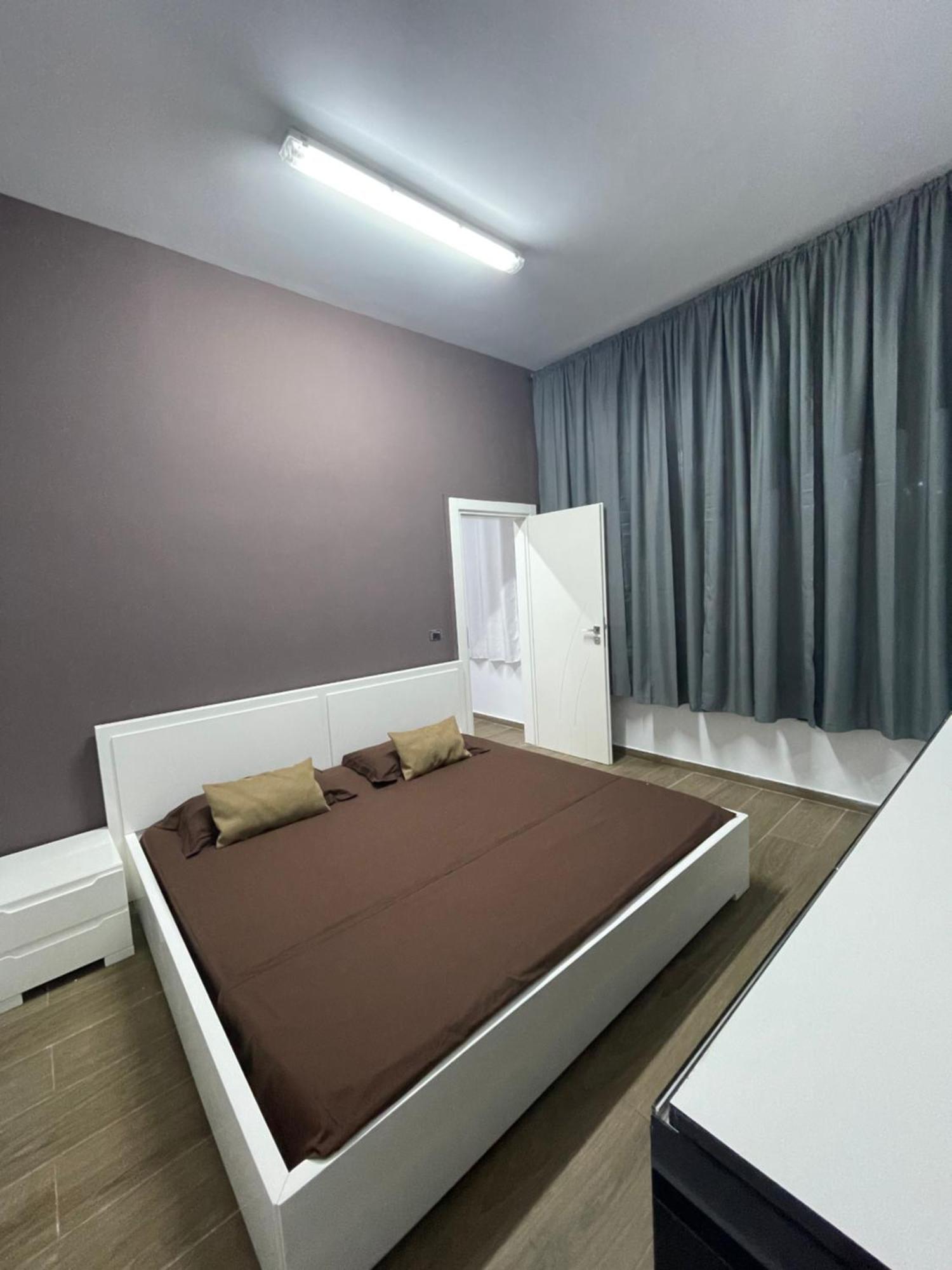 Gold Apartament Влёра Экстерьер фото