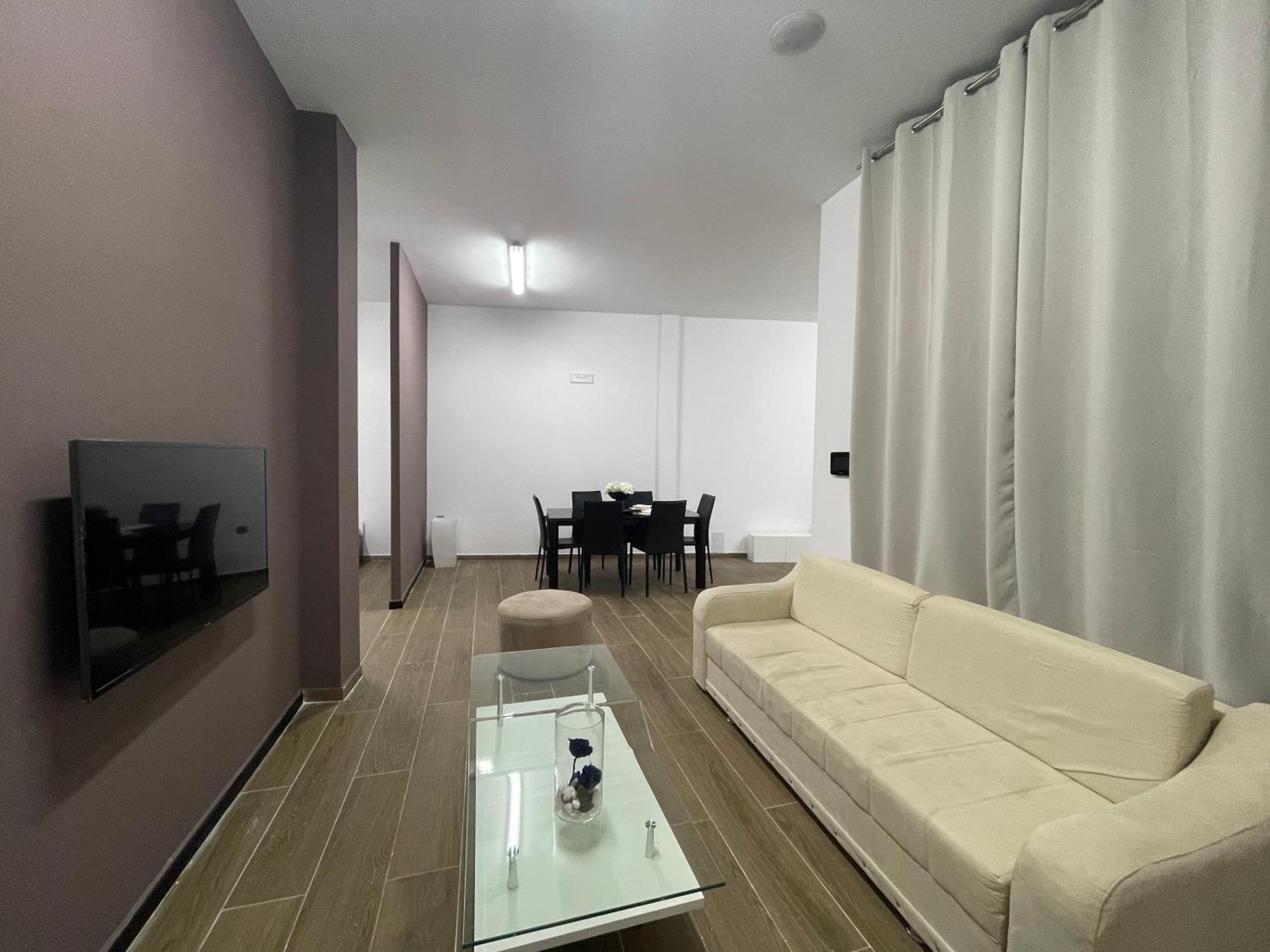Gold Apartament Влёра Экстерьер фото